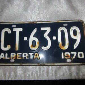 Vintage Licence Plate Alberta 1970